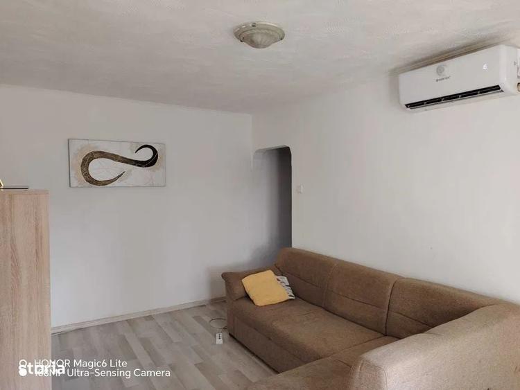 Apartament cu 2 camere semidecomandat în Km 4