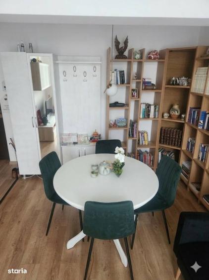 Apartament cu 2 camere, mobilat în Central
