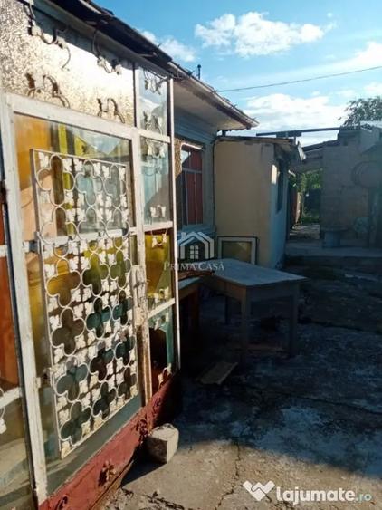Casă cu 4 camere cu Teren 700 Mp în Dealu Viei