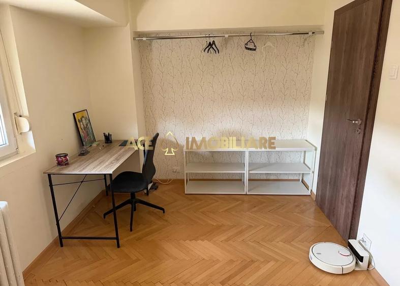Apartament cu 3 camere decomandat în Unirii