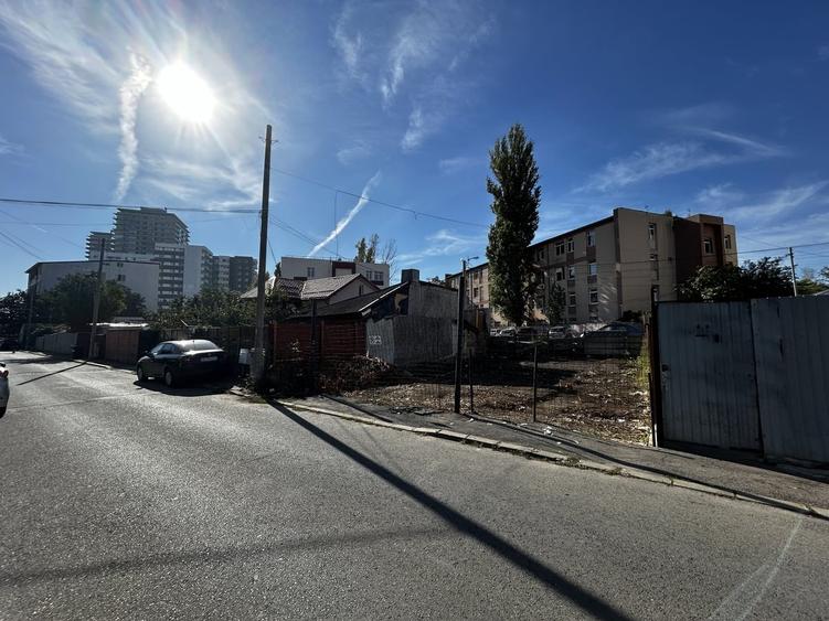 Teren cu autorizatie de construire S+P+1+M, in apropiere de metrou - 2