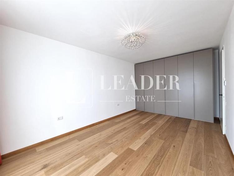 Duplex cu 5 camere cu Teren 220 Mp în Pipera