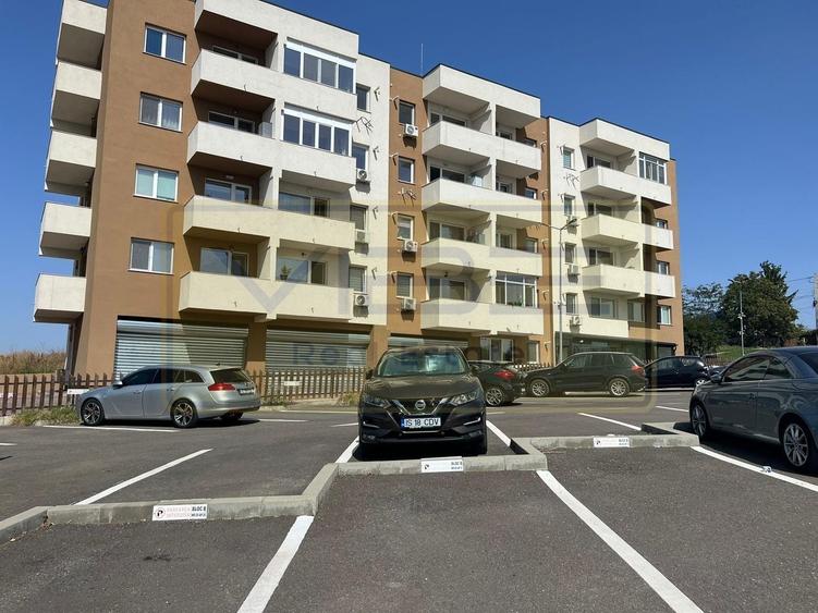 Apartament cu 3 camere semidecomandat, mobilat în Păcurari