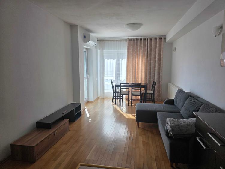 Apartament cu 2 camere semidecomandat în Titan