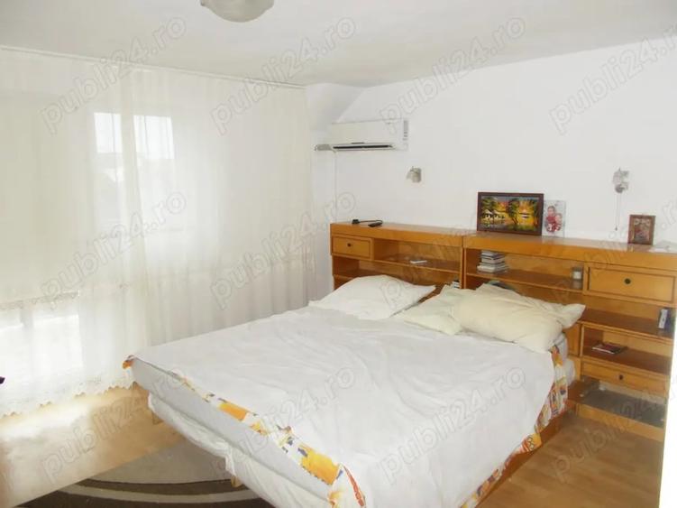 Casă cu 4 camere în Moșnița Veche