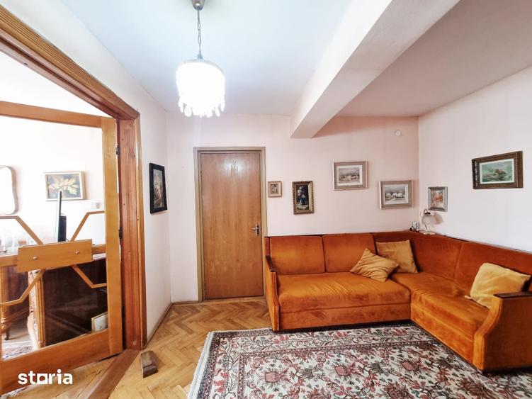 Apartament cu 4 camere în Central