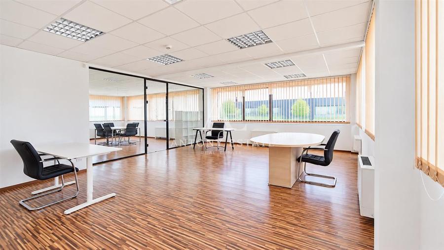 Spațiu industrial, de 591.29998779297 mp, în Exterior Vest