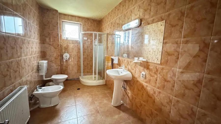 Casă cu 3 camere cu Teren 300 Mp în Cetate