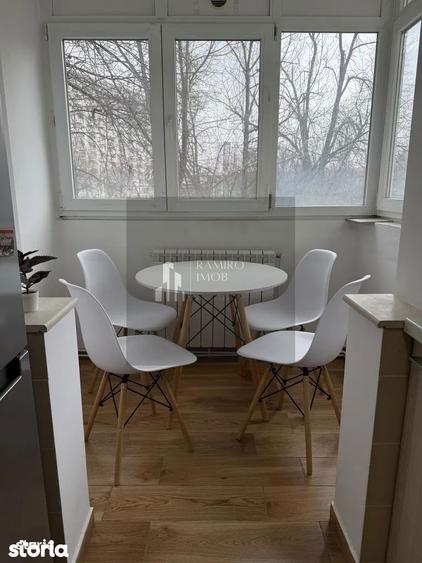Apartament cu 3 camere decomandat, mobilat în Titan