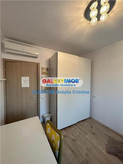 Apartament cu 4 camere decomandat, mobilat în Băneasa