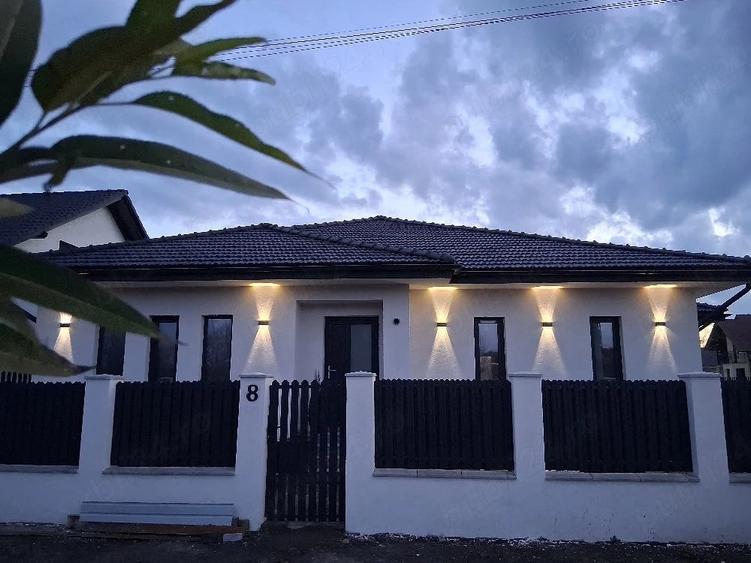 Casă cu Teren 438 Mp în Central