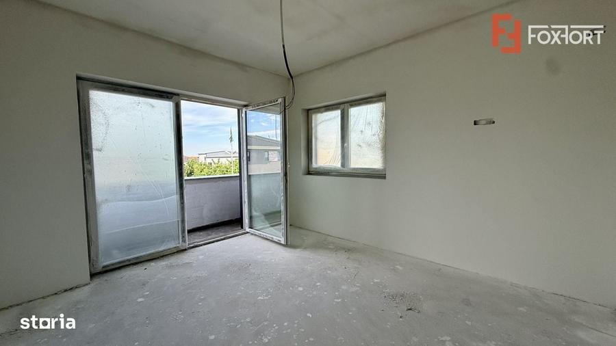 Casa individuala de vanzare, 8 camere + 4 bai - Mosnita Veche - 16