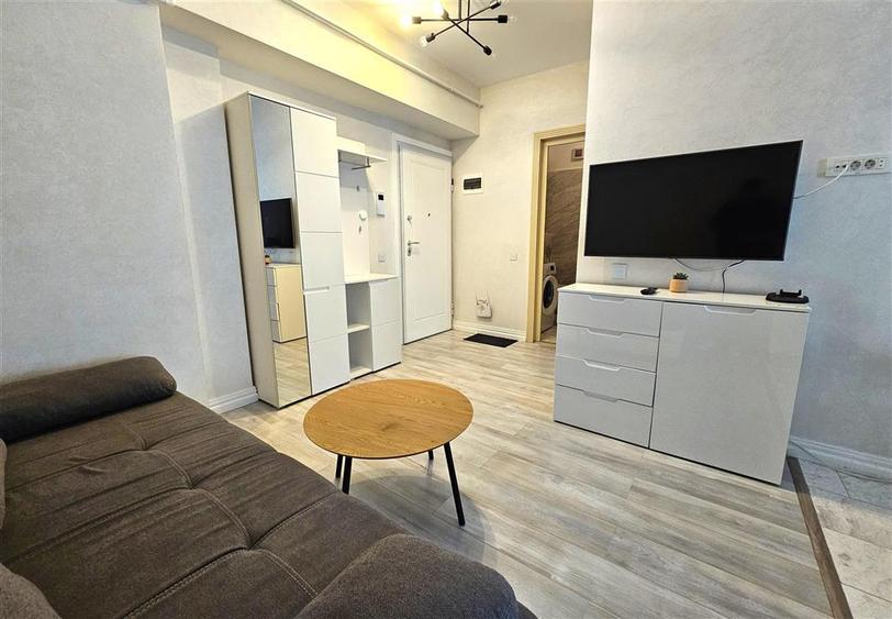 Apartament cu 2 camere semidecomandat, mobilat în Copou