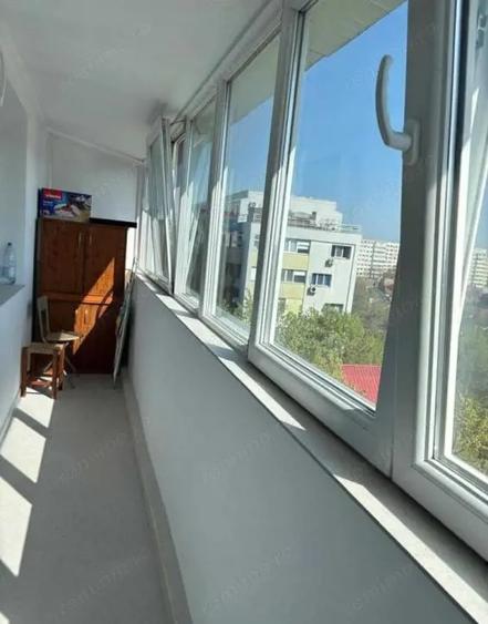 Apartament cu 3 camere semidecomandat, mobilat în Parcul Circului
