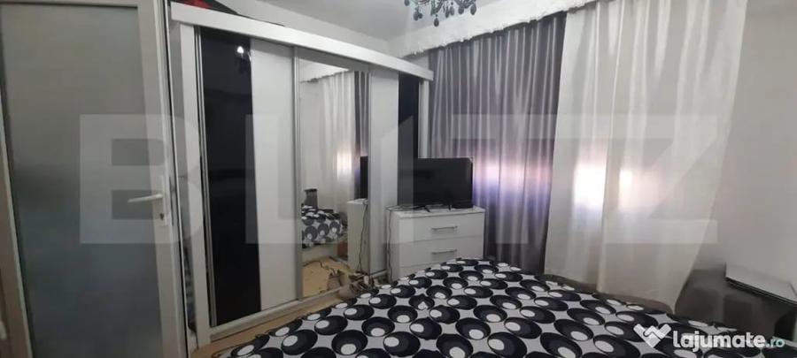 Apartament cu 3 camere decomandat, mobilat în Micro 15