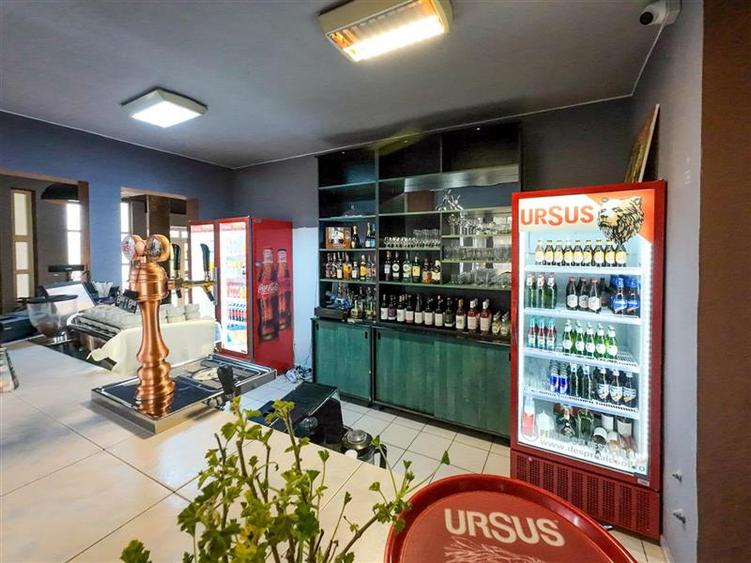 Spațiu comercial, de 704 mp, în Exterior Est