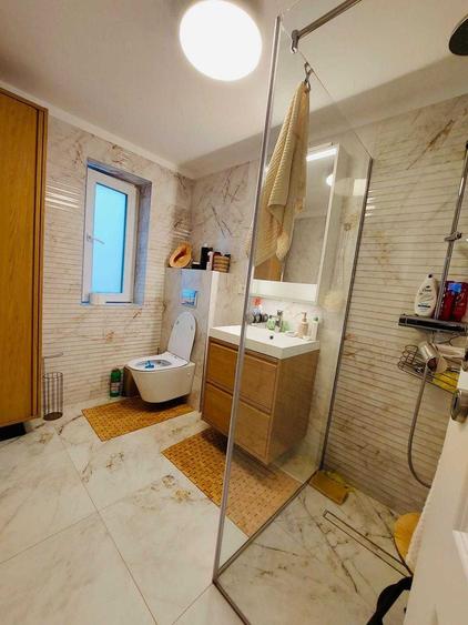 Casă cu 4 camere cu Teren 630 Mp în Fundeni