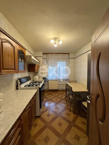 Apartament cu 3 camere decomandat, mobilat în Teiul Doamnei
