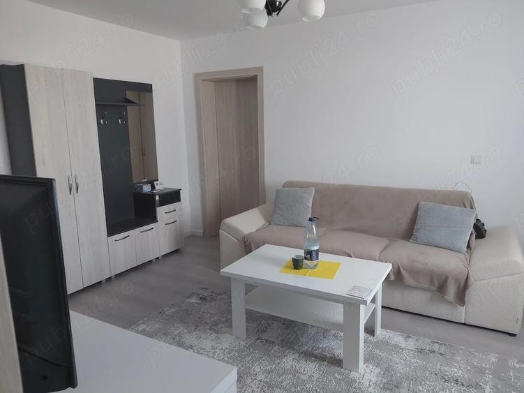 Apartament cu 2 camere decomandat în Exterior Vest