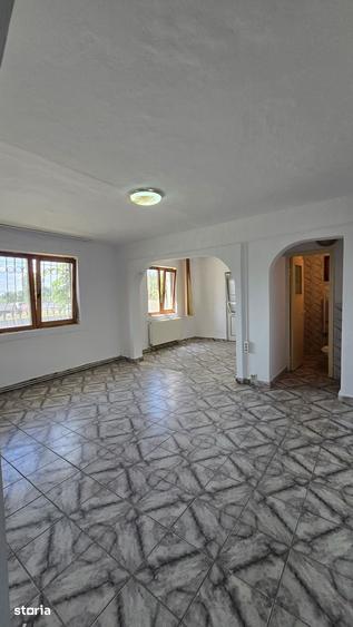 Apartament cu 4 camere în Central