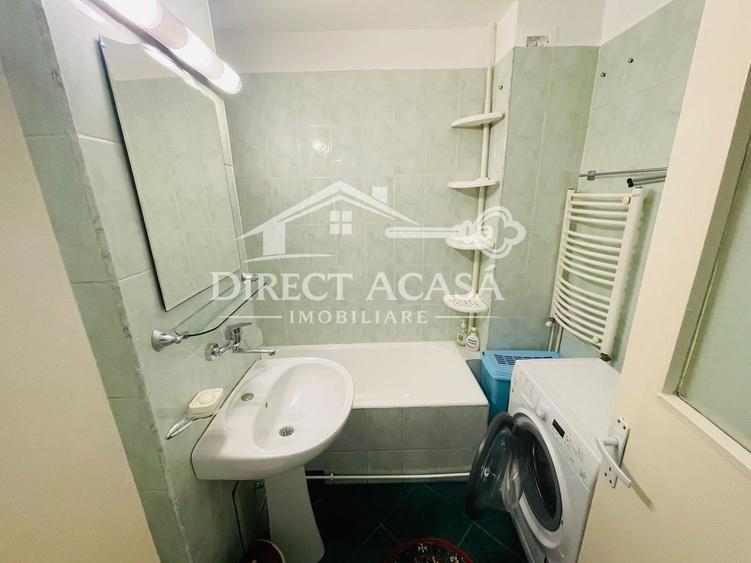Apartament cu 3 camere decomandat în Tudor