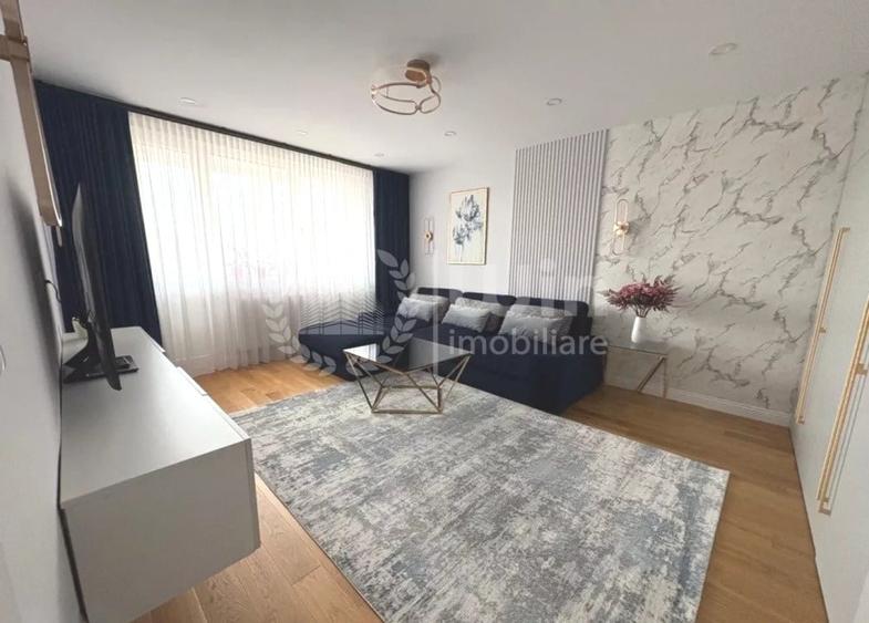 Apartament cu 4 camere decomandat, mobilat în Plopilor