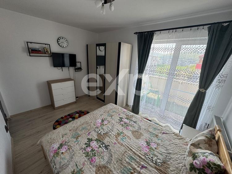 Apartament cu 3 camere semidecomandat, mobilat în Florești