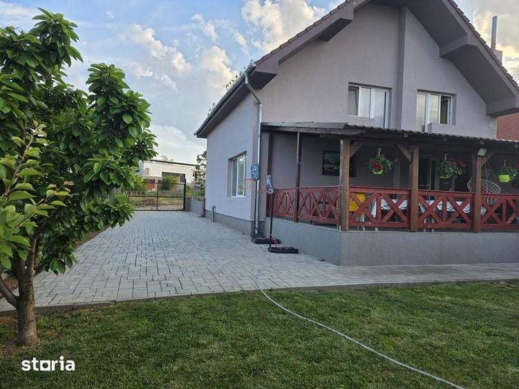 Casă cu 4 camere cu Teren 200 Mp în Oncea