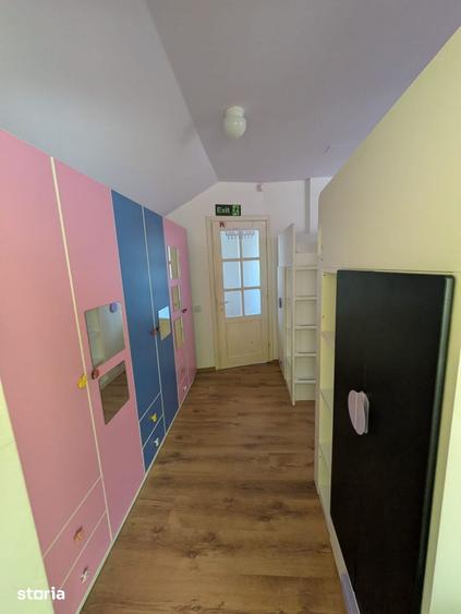 Casă cu 4 camere cu Teren 1750 Mp în Central