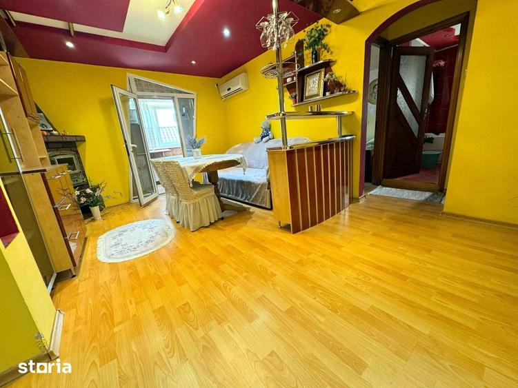Apartament cu 3 camere decomandat în Mioriței
