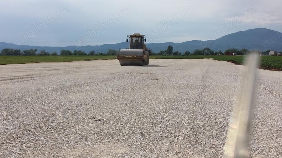 Teren de 2700 mp, în Cristian