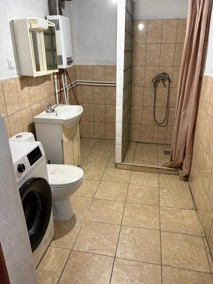 Casă cu 4 camere în Cut