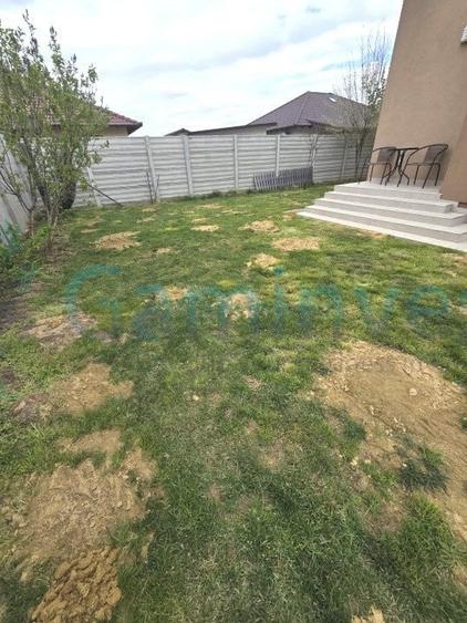Casă individuală cu 4 camere cu Canalizare în Sântandrei