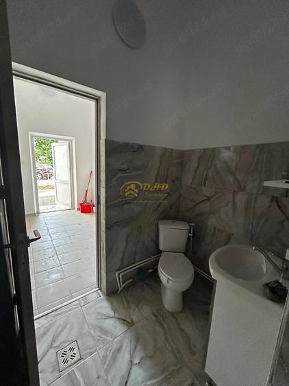 Spațiu comercial, de 48 mp, în Nicolina