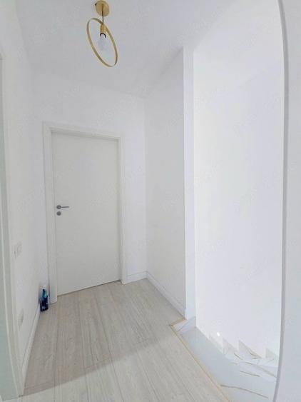 Casă cu 3 camere cu Teren 110 Mp în Dobroești
