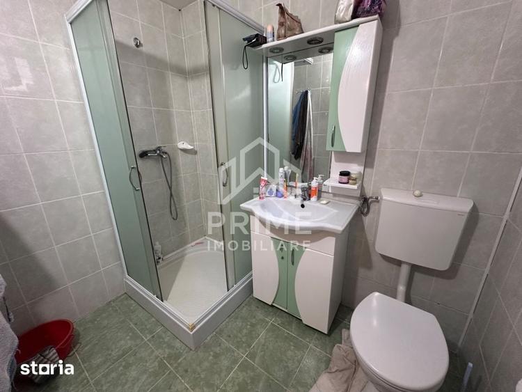 Casă cu 8 camere cu Teren 1513 Mp în Central