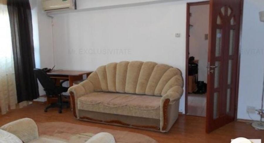 Apartament cu 2 camere semidecomandat în Rahova