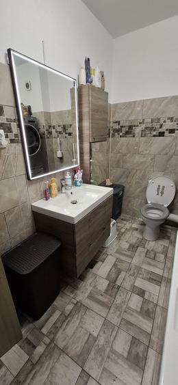 Apartament cu 2 camere decomandat în Florești