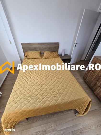 Apartament cu 2 camere decomandat în Victoriei