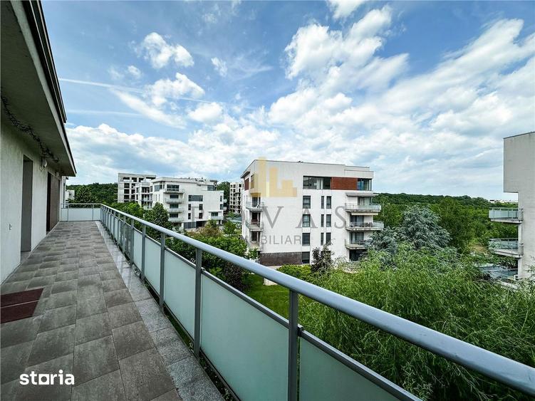 Apartament cu 4 camere decomandat, mobilat în Băneasa