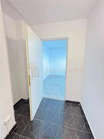 Apartament cu 2 camere decomandat în Republicii
