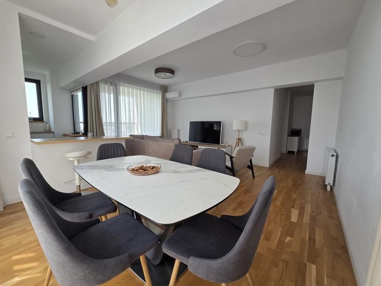 Apartament cu 3 camere decomandat în Iancu Nicolae