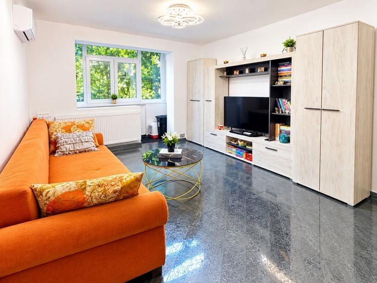 Apartament cu 2 camere semidecomandat în Exterior Vest