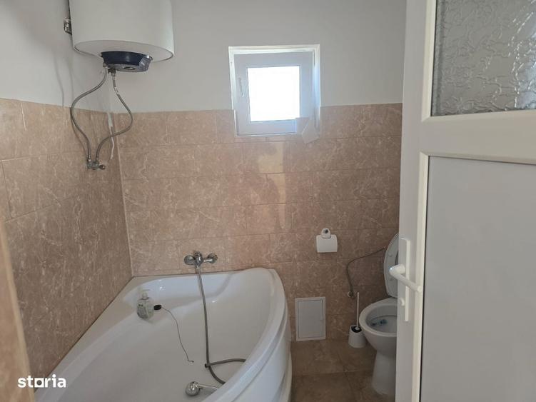 Casă cu 3 camere cu Teren 300 Mp în Tuzla