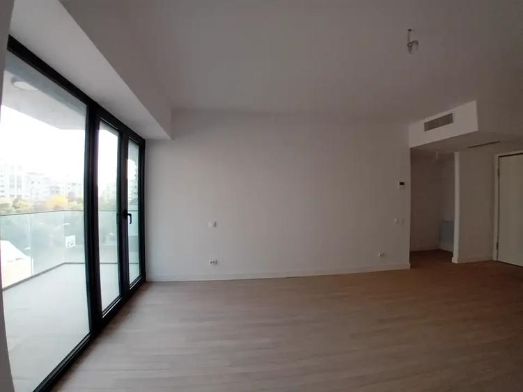 Apartament cu 3 camere decomandat în 13 Septembrie