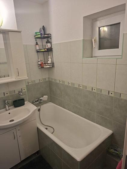 Apartament cu 2 camere decomandat în Dâmbovița