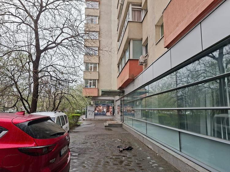 Spațiu comercial, de 320 mp, în Ștefan cel Mare
