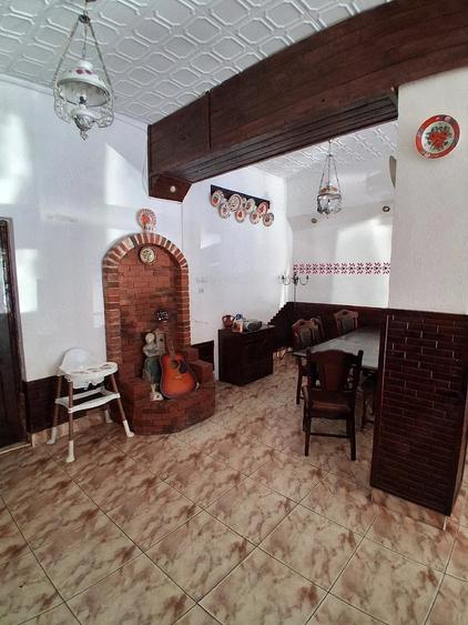 Spațiu comercial, de 580 mp, în Vale