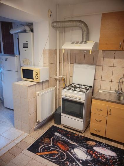 Garsonieră decomandată în Dorobanți