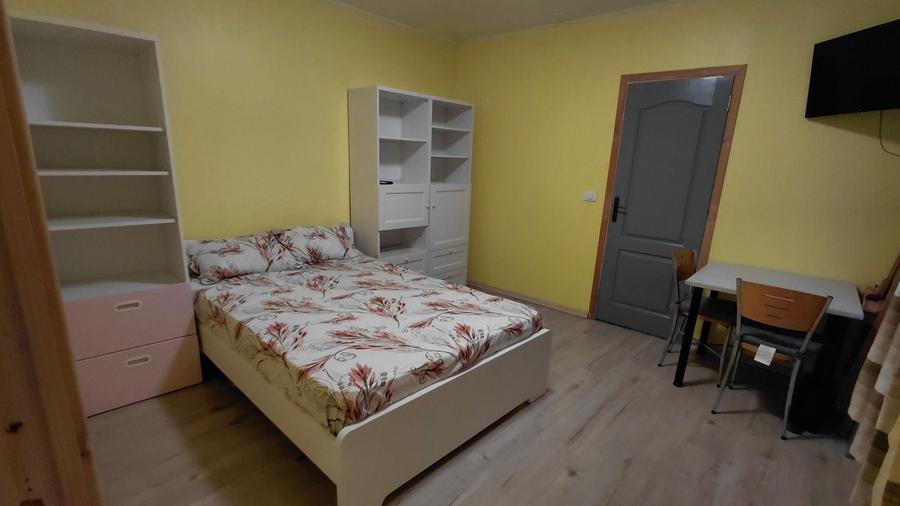 Casă cu 2 camere în Rahova